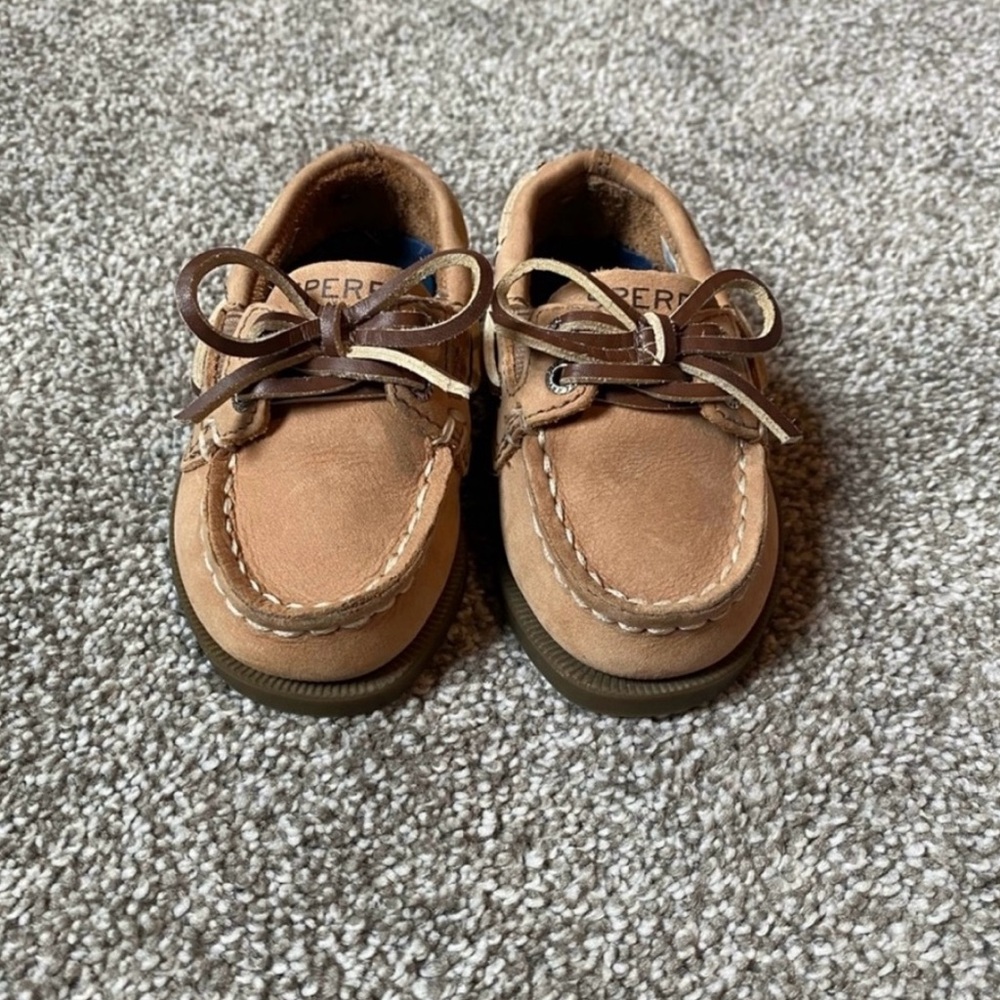 NWOT TODDLER SPERRY SHOES
